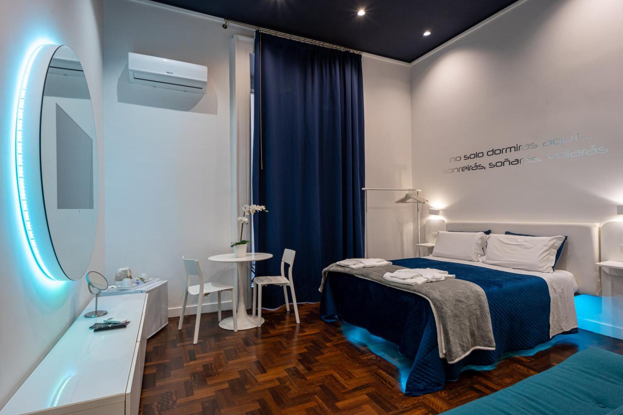 Skyhouse Duomo Bed & Breakfast Napoli Ngoại thất bức ảnh