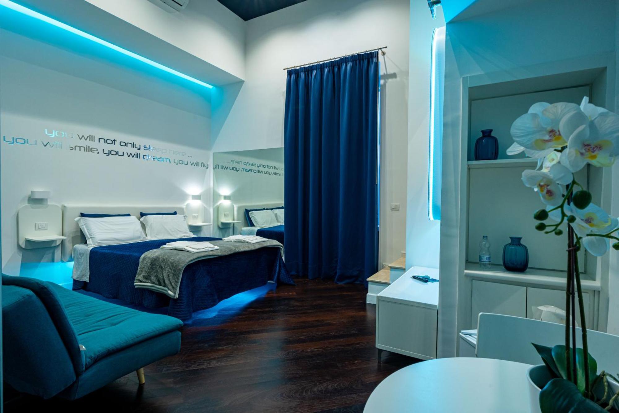 Skyhouse Duomo Bed & Breakfast Napoli Ngoại thất bức ảnh