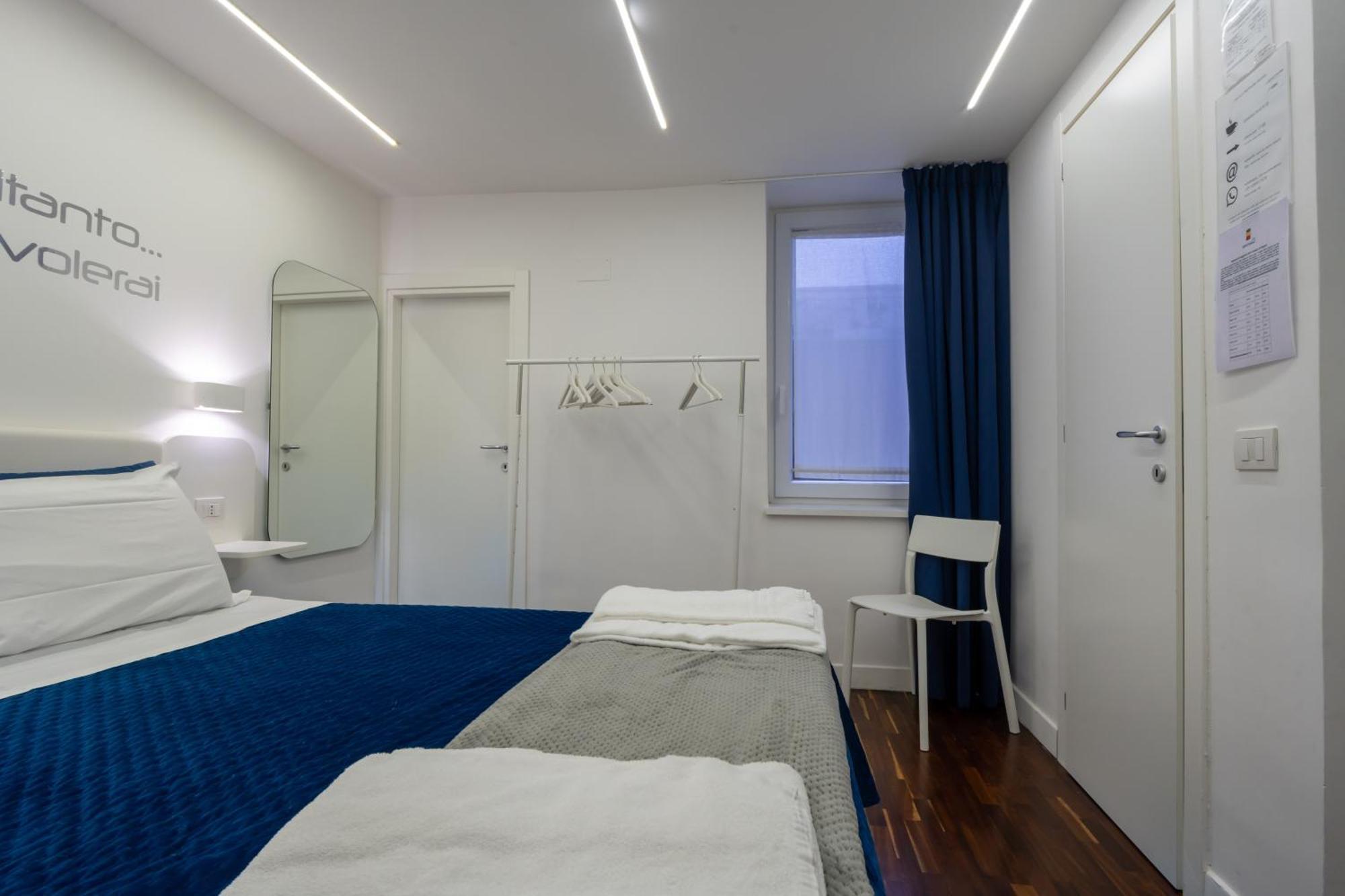 Skyhouse Duomo Bed & Breakfast Napoli Ngoại thất bức ảnh