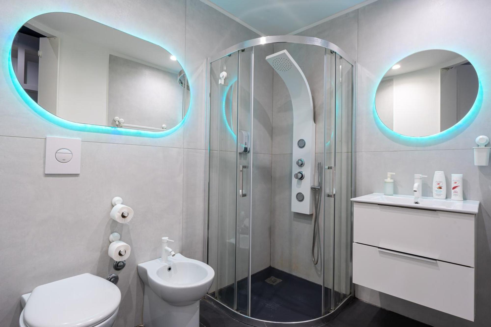 Skyhouse Duomo Bed & Breakfast Napoli Ngoại thất bức ảnh