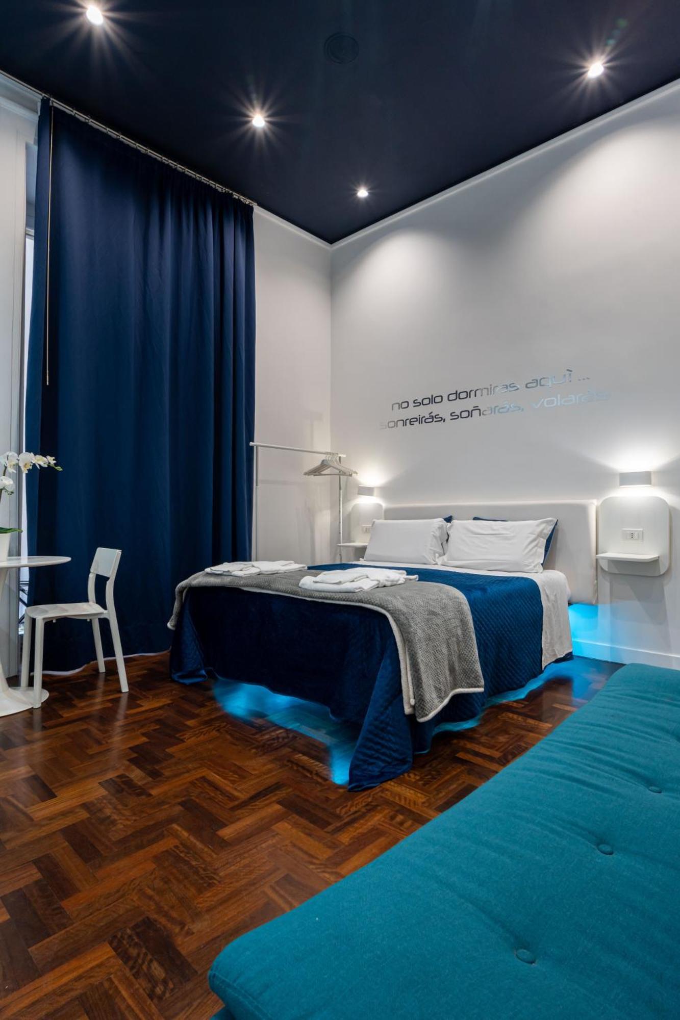 Skyhouse Duomo Bed & Breakfast Napoli Ngoại thất bức ảnh