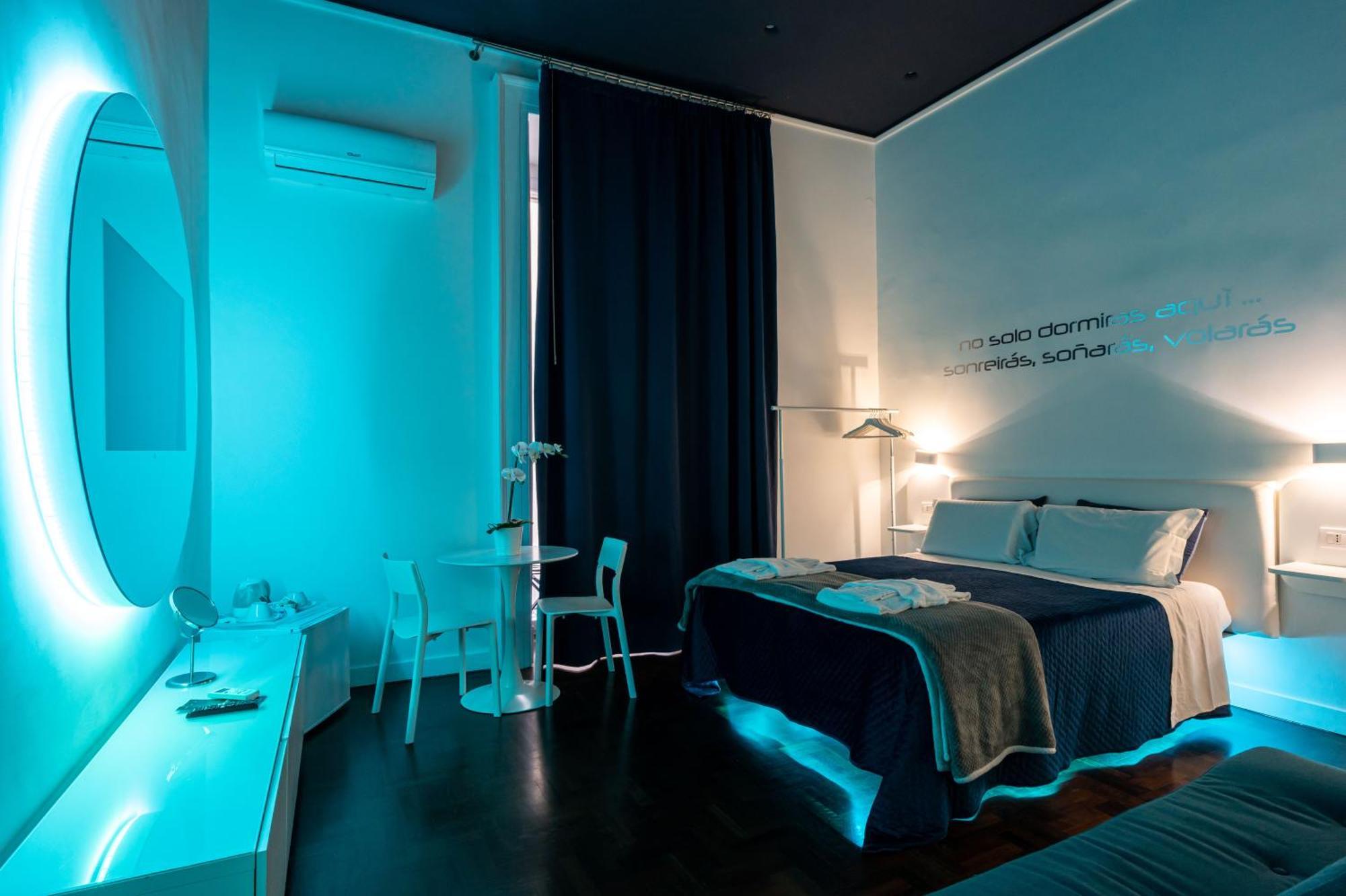 Skyhouse Duomo Bed & Breakfast Napoli Ngoại thất bức ảnh